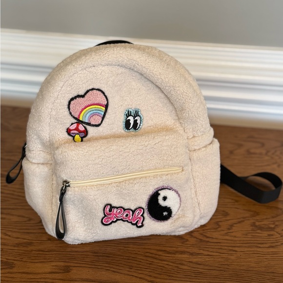 CLAIRE’S BRAND, Cream Colored Kid’s Small Backpack With Patches, Accessories - Picture 7 of 8